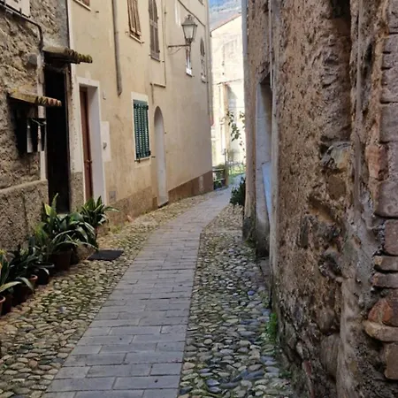Liguria Host بيت للعطل *