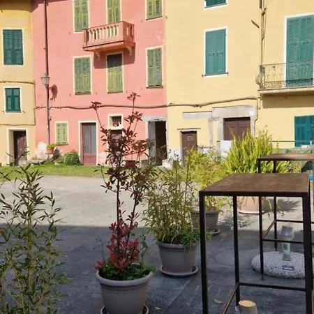 Liguria Host بينيا