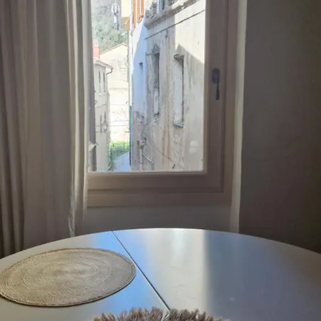 Liguria Host بينيا